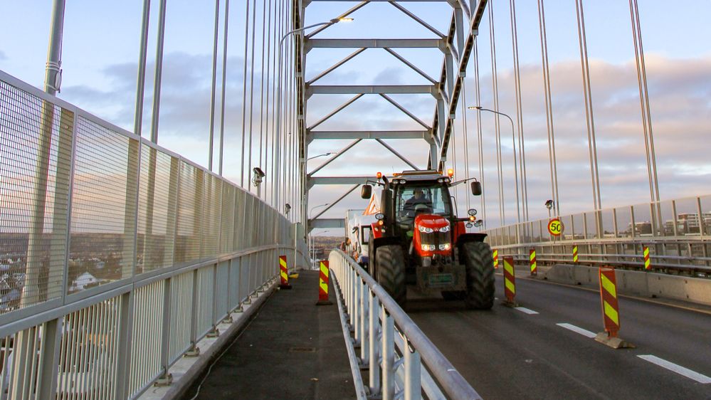 Illustrasjon av Snart er den tyngste trafikken bannlyst fra den sjeldne brua