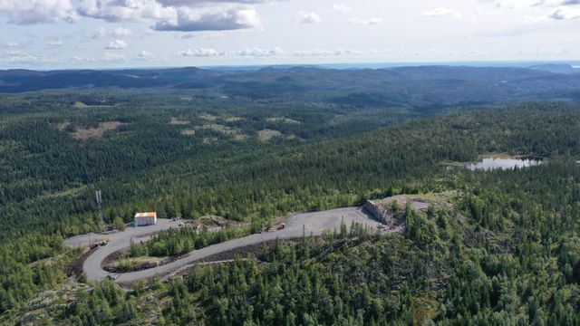 Forsvaret slipper å fjerne omstridt vei til skrinlagt radar