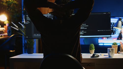 Illustrasjon av Gjør cannabis deg til en bedre programmerer?