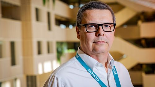 Illustrasjon av – Man tenker fortsatt analogt