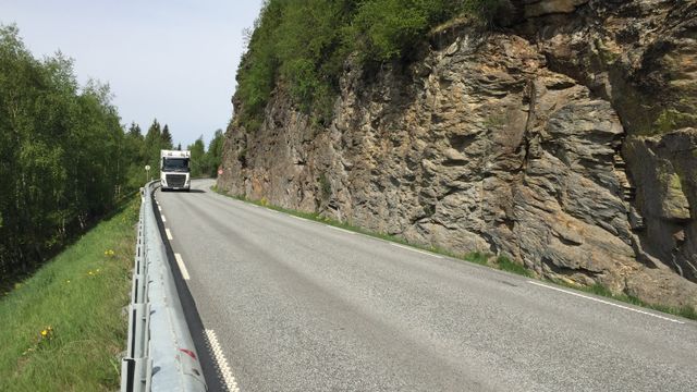Vegvesenet ruster opp E16: Her kommer det en skjæring på 36 meter