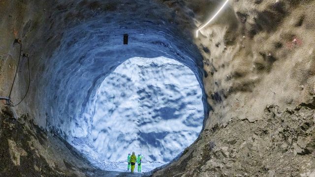 Forsinkelser i byggingen av Fornebubanen og kostnadssprekk