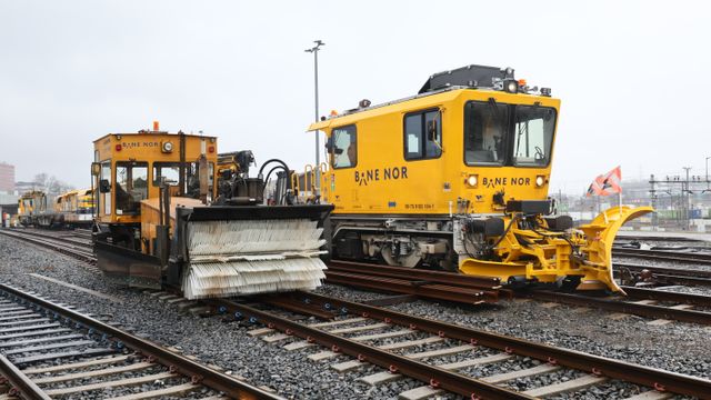 Slik skal Bane Nor unngå full togstans i vinter: Nye supermaskiner, smartere trafikk og digital overvåkning