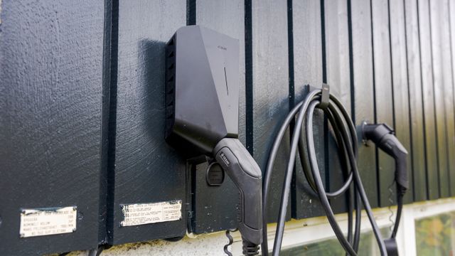 DSB vil ikke kreve tiltak på Easee-ladere i Norge