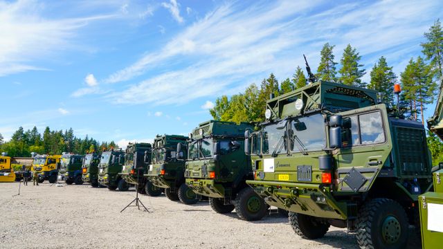 Flere tar automatgir-lappen – byr på utfordringer i Forsvaret