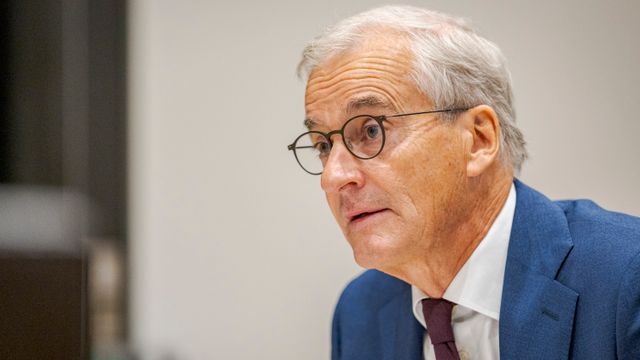 Regjeringen vil innføre 15-årsgrense i sosiale medier