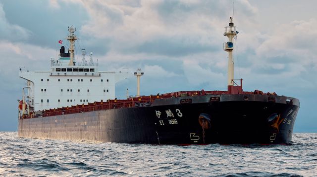 Kinesisk skip mistenkt for kabelbrudd er undersøkt