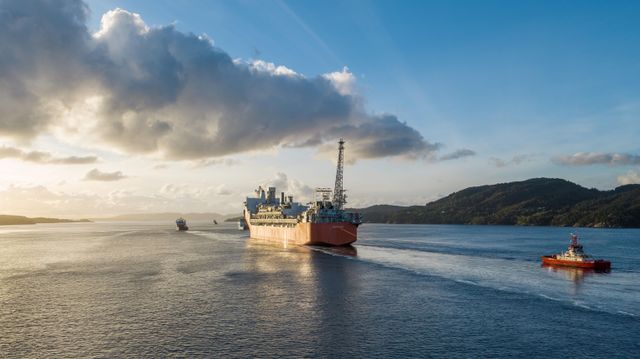 Castberg på vei nordover – nå styrker Equinor beredskapen i Barentshavet