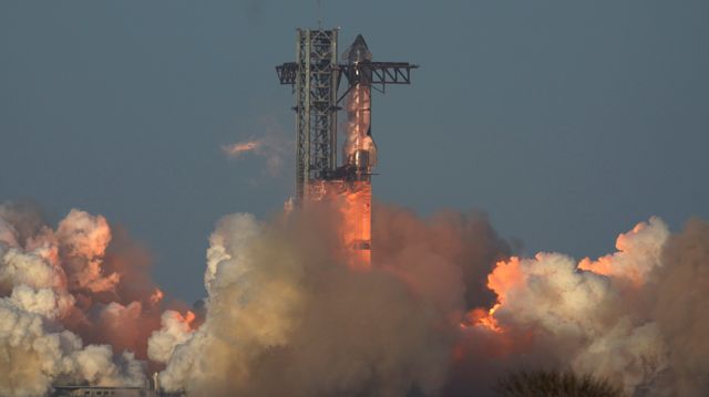 SpaceX-rakett får tillatelse til å skytes opp