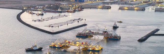 Illustrasjon av Første del av Femern Bælt-tunnelen på vei mot bunnen