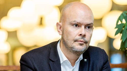 Illustrasjon av Det brukes stadig mindre penger på å bygge ut mobilnettene i Norge