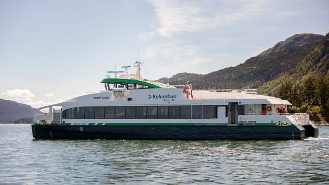 Vil bytte batteriene i hurtigbåt med under tre års driftstid