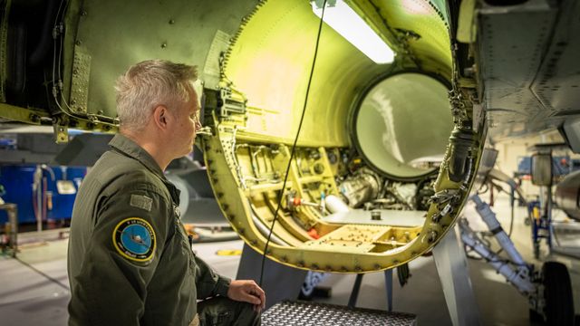 Søkertall til høyere utdanning: Mange vil bli flyingeniør