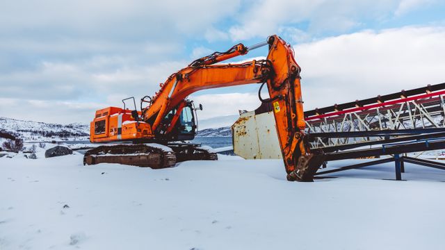 Fire organisasjoner anmelder gruveselskap i Repparfjorden: – Fortsetter med ulovlig arbeid