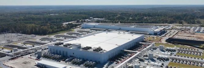 Illustrasjon av Microsoft bygger KI-superfabrikk på tvers av kontinenter