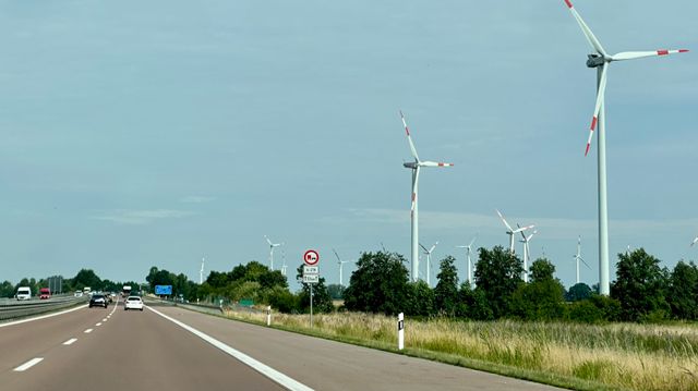 Du har kanskje hørt om «dunkelflaute»? Nå kan vi få «hellbrise»