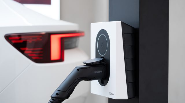 Zaptec og Polestar gjør bilen klar til å drive huset