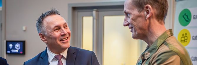 Illustrasjon av 500 millioner ekstra og mer hyllevare