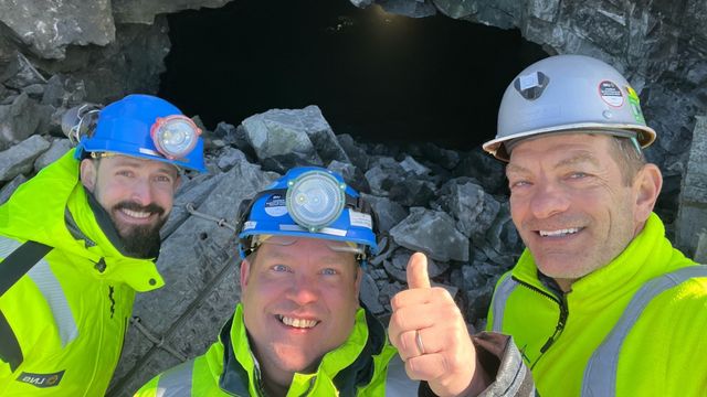 Gjennomslag i Sotra-tunnel - et halvt år før fristen