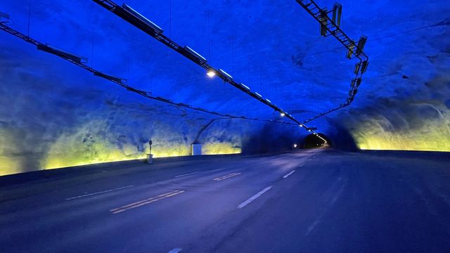 Endelig løsner det for Lærdalstunnelen