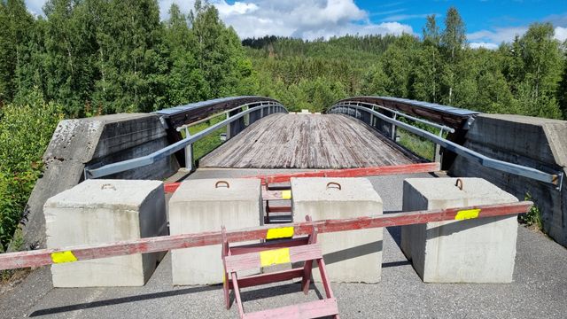 Må rives etter brukollapsen på Tretten