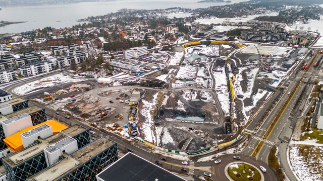 Fornebubanen kan bli en milliard kroner dyrere enn ventet