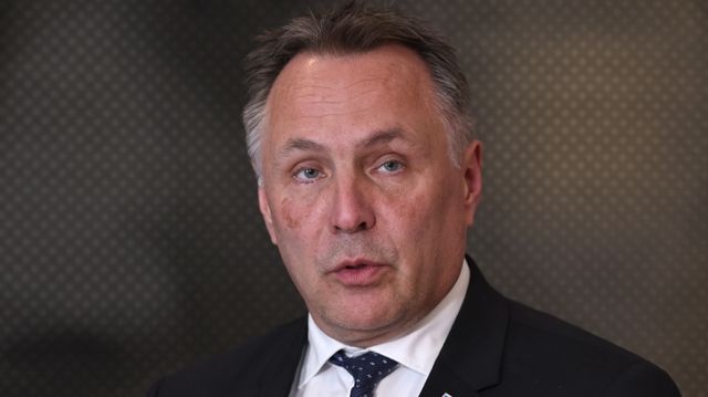 Regjeringen skroter omstridte beskyttelsesmasker til Ukraina