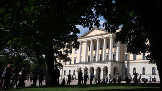 Illustrasjon av Landesorg frem til kong Haralds gravferd