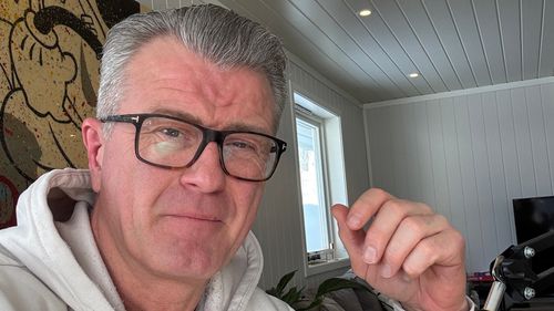 Illustrasjon av Algoritmene er like skadelige for 16-åringen som for 13-åringen