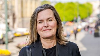Illustrasjon av Slik forklarer hun at rikstunnelen vil ta 12 år lenger å bygge