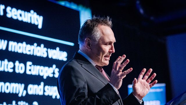 Varsler at mangelen på spesielt ett metall blir kritisk framover