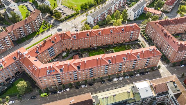 IKT-Norge tror Stortinget er i ferd med å vedta dyrere bredbånd for borettslag 