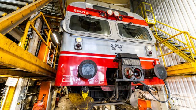 Bruker ti år på å bli kvitt problem-tog: – Mulig å korte ned tiden