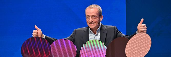 Intel sliter på mange fronter