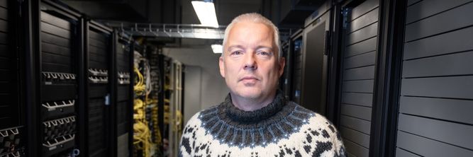 Illustrasjon av − Kunne bygd vanvittig mye for det Norge bruker på lisenser