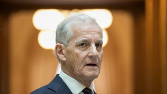 Illustrasjon av Støre erkjenner kostnadssprekk på norgespris: – Blir dyrere