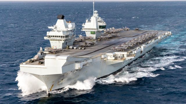 Storbritannia sender hangarskip til Nord-Atlanteren