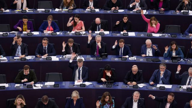 Nye EU-regler for KI, Norge og EØS henger ennå langt etter