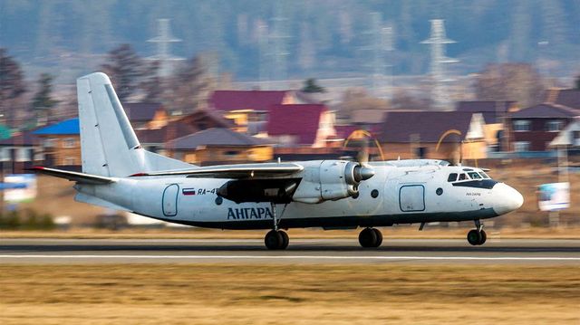 Tass: Ingen overlevende etter at passasjerfly styrtet øst i Russland