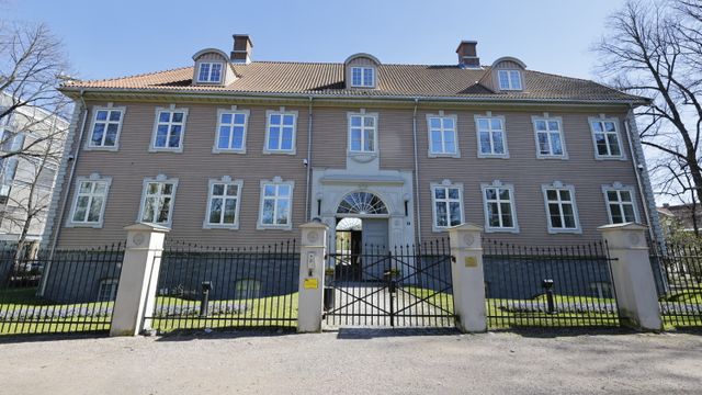 Siktet konsulent økte timeprisen med 45 prosent på ett år