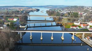 Se hvordan ny teknologi sikrer en av Norges eldste jernbanebroer