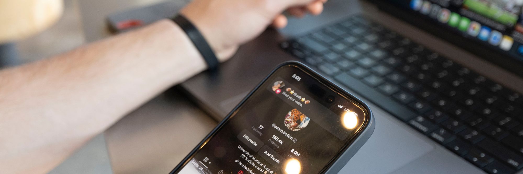 1,6 millioner norske brukere er aktive på Tiktok hver måned