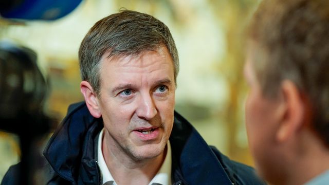 Sp åpner for nytt samarbeid med høyresiden om drivstoffkutt