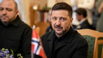 Illustrasjon av Zelenskyj: Norge skulle betale for 200 missiler – ingen er levert