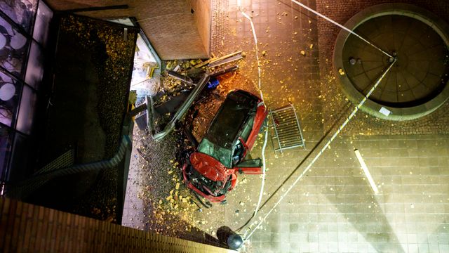 Biler fra flere forskjellige produsenter undersøkes for teknisk feil etter dødsulykken i Sandvika