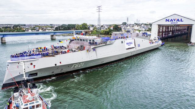 Mener det bare er Frankrike som kan levere fregatter til tidsfristen