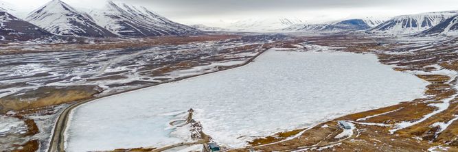 Illustrasjon av Grunnvann eller sjøvann kan bli drikkevann for Longyearbyen