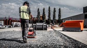 Glem bensin: Nå har hoppetussa fått batteridrift