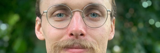 Illustrasjon av Aldersgrense gjør oss sårbare og vil ikke fungere i praksis