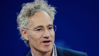 Illustrasjon av Palantir-manifest vekker reaksjoner – beskrevet som «superskurk-skravling»